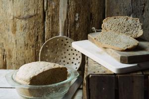 Как испечь дома вкусный пшеничный хлеб в духовке Хлеб на воде без яиц
